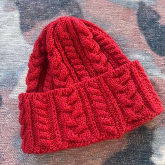 NWOT Kerry Woolen Mills Red Cable Knit Fishermen’s Beanie | Made in Ireland